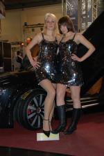 Essen 2008-chicas feria.JPG